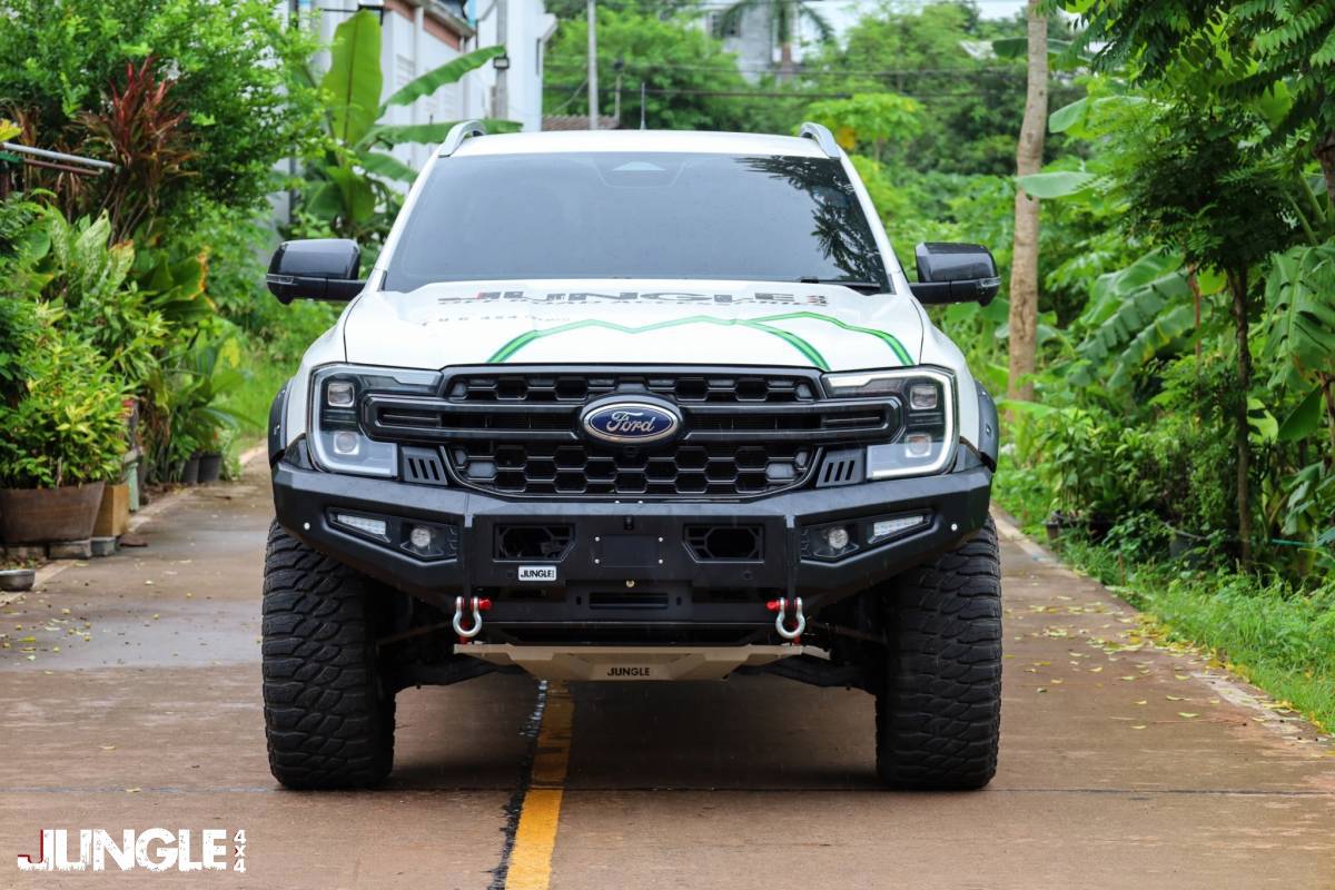 Jungle 4x4 / Crown Series Replacement Bumper - Ranger Next Gen 2020+ Non-Hoop