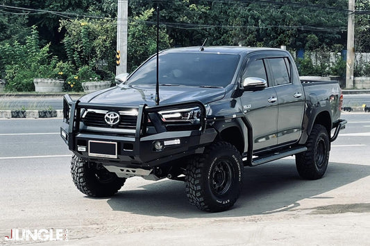 Jungle 4x4 / Hilux 2020+ Side Steps & Optional Side Rails