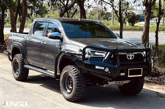 Jungle 4x4 / Hilux 2020+ Side Steps & Optional Side Rails