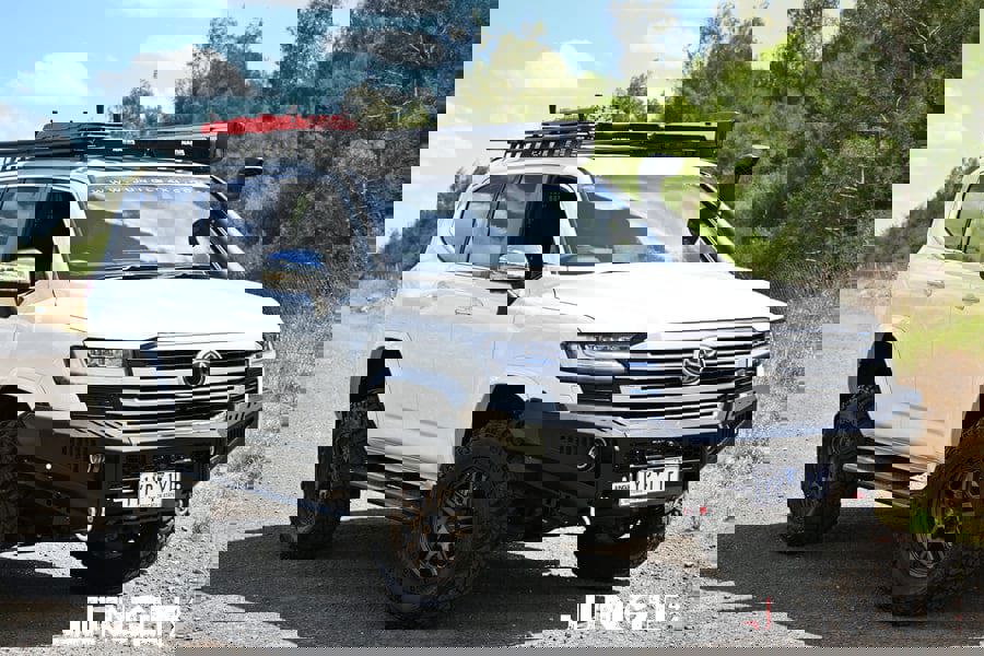 Jungle 4x4 / Deluxe Series Replacement Bumper - Toyota LC 300 Non-Hoop