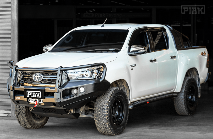 Toyota Hilux 2018 -2021 (Face Lift) - PIAK 3 Loop Elite Bumper