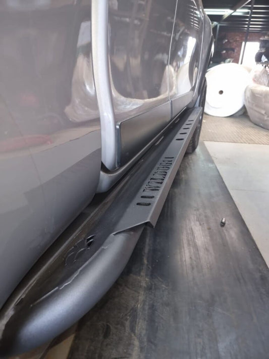 Toyota Hilux 2005 to 2015 - Rock Sliders
