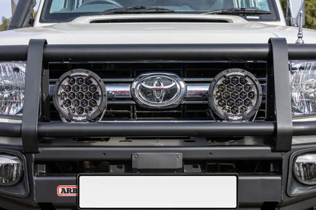 ARB Large Tube Deluxe Bull Bar - Land Cruiser 79 -