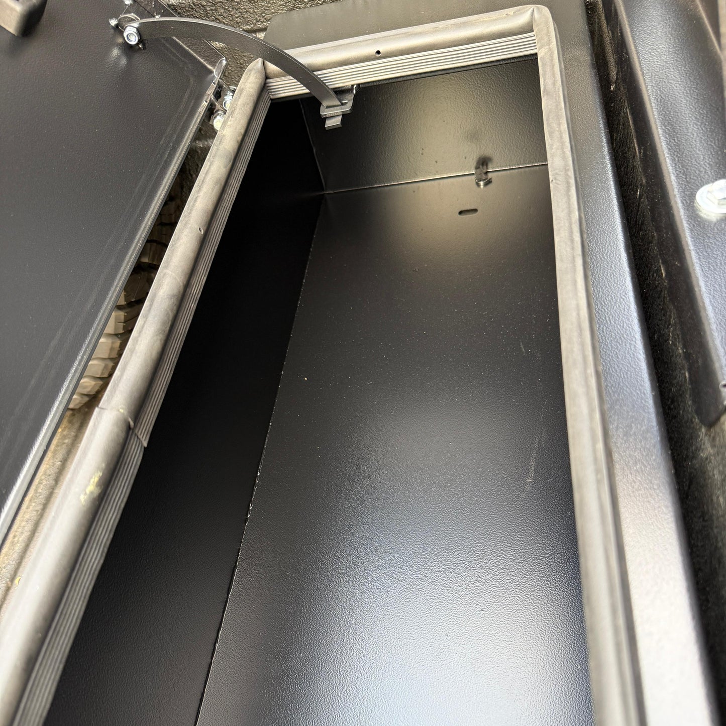 Toyota Landcruiser 79 series | Taaibos 4x4 Loadbin Storage Box