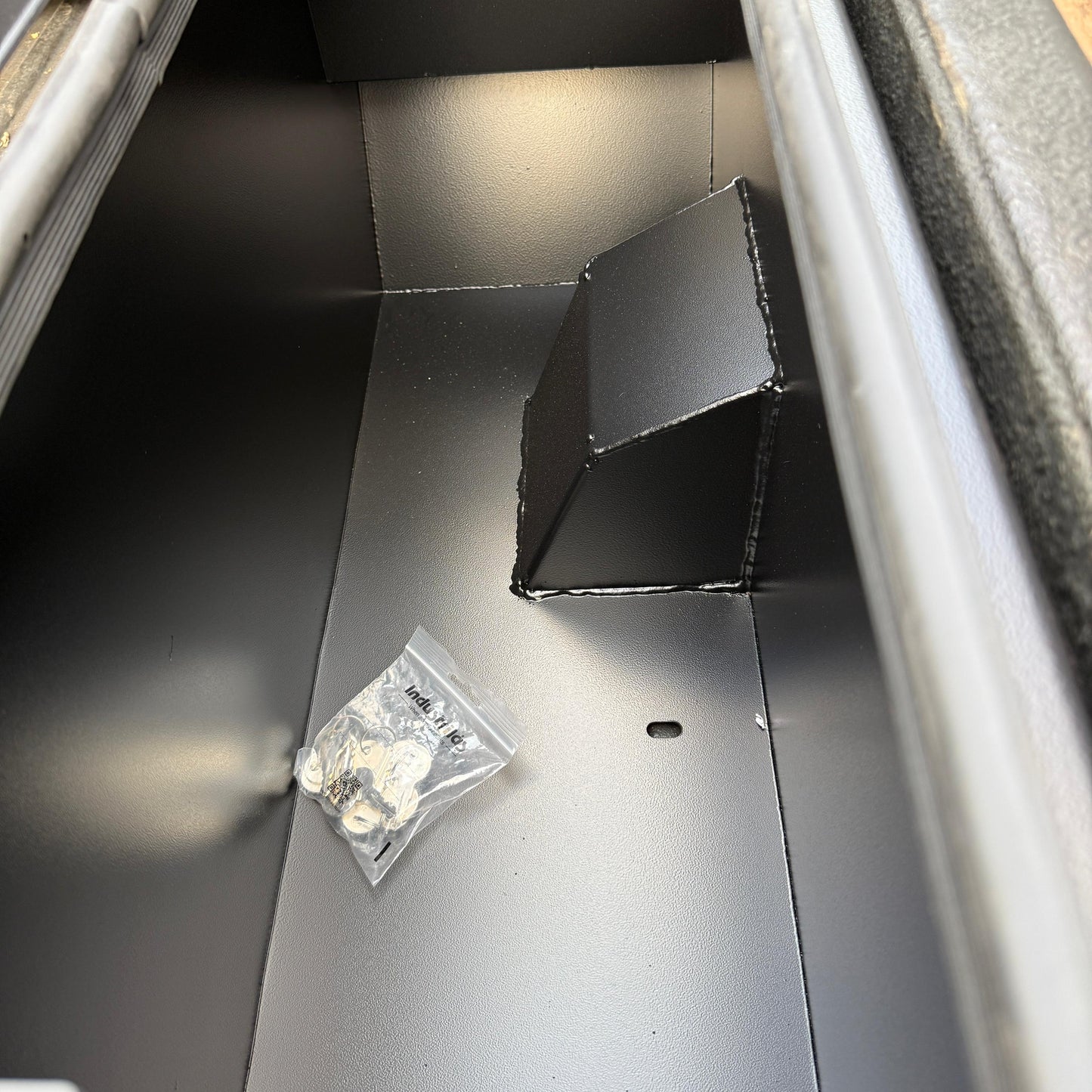 Toyota Landcruiser 79 series | Taaibos 4x4 Loadbin Storage Box