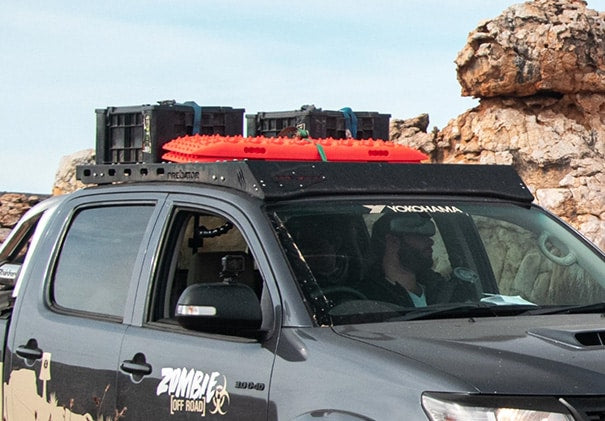 Toyota Hilux Vigo D/C Predator Stealth Roof Rack