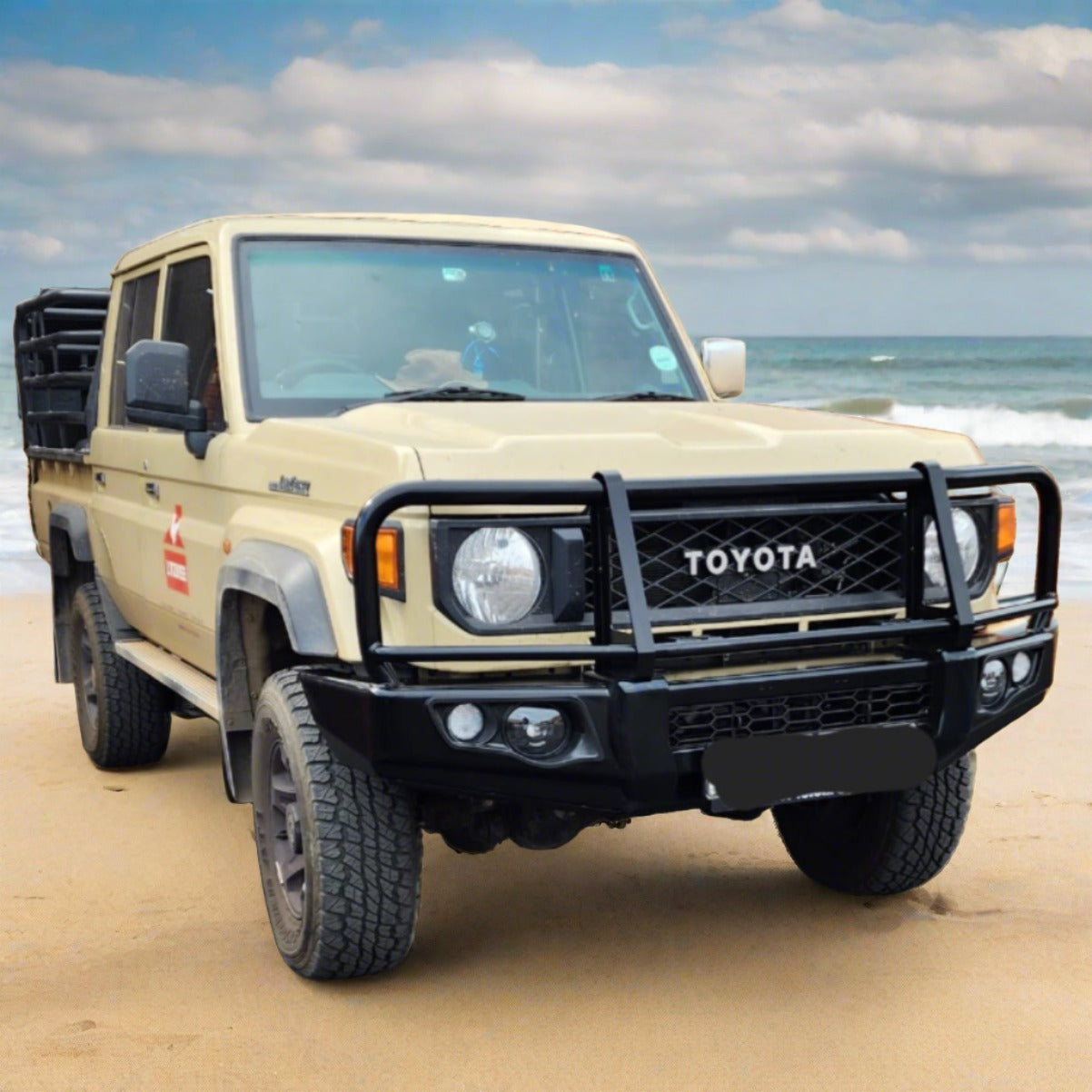 Toyota Land Cruiser 79/76/78 2024 - MCC Post Type Bumper