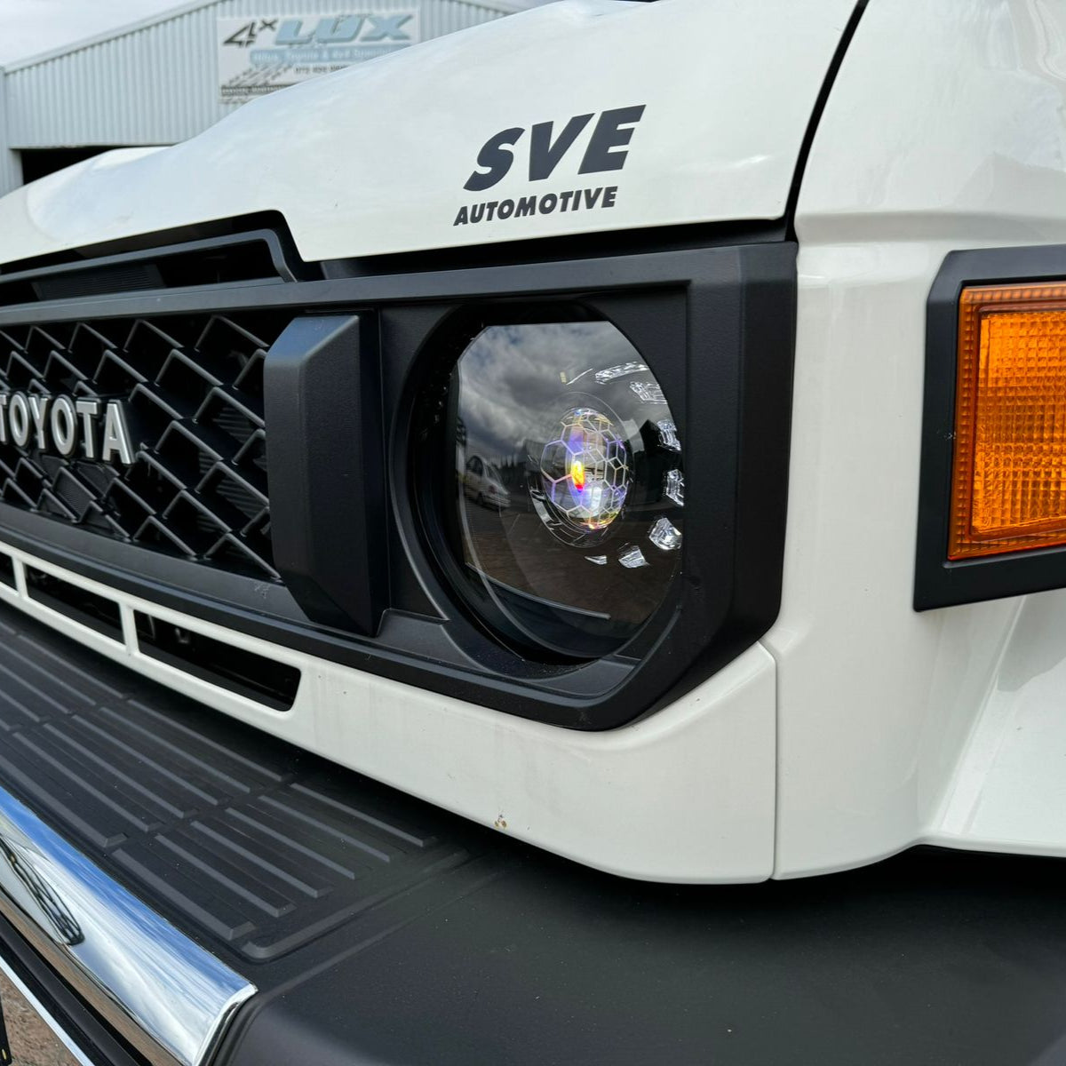Land Cruiser 70 Series 2024+ RGB Projector Headlights