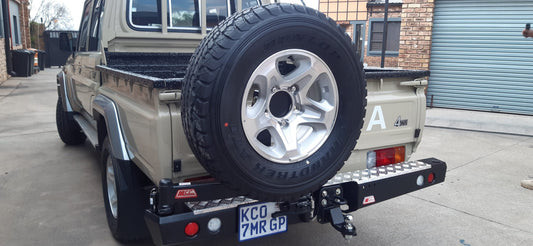 TOYOTA LANDCRUISER 70 SERIES PICK UP REAR BUMPER REPLACEMENT + 1 x LEFT SPARE WHEEL CARRIER ARM +TOWBAR - Bumper - Go-4LO