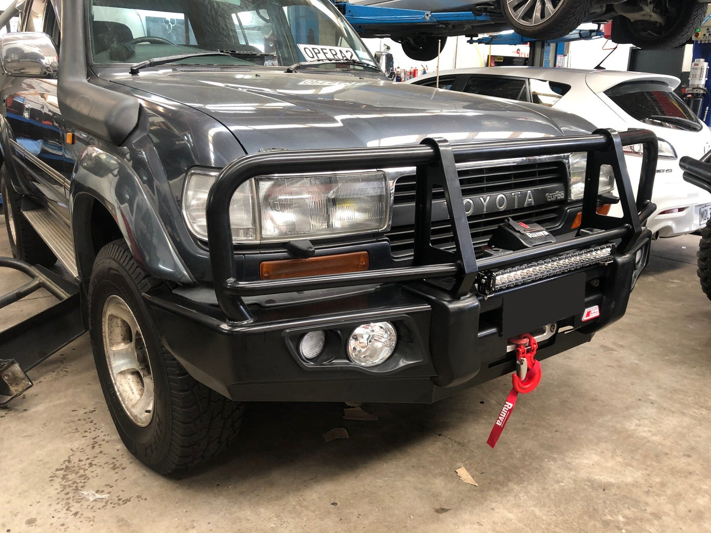 TOYOTA LANDCRUISER 80 SERIES MCC POST TYPE BUMPER REPLACEMENT BULLBAR - Bumper - Go-4LO