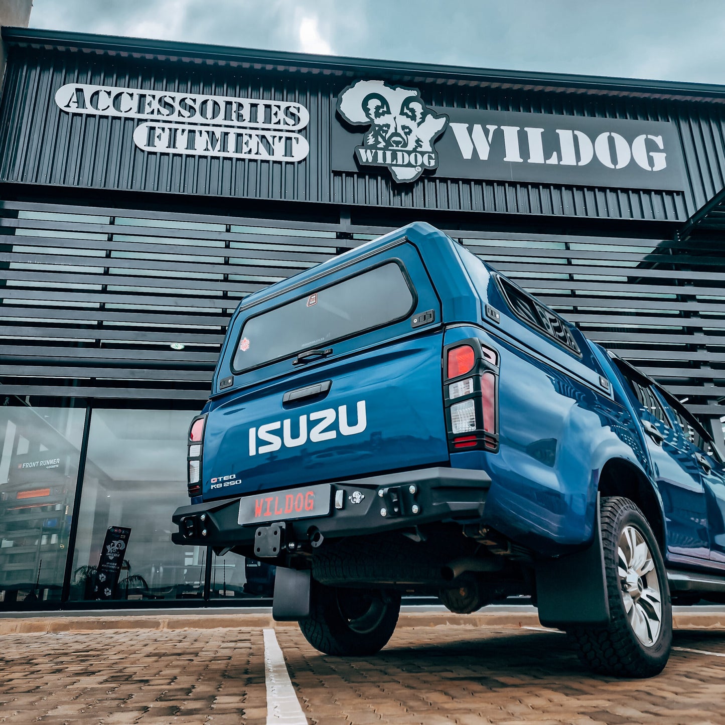 Isuzu DMAX KB6 - Alpha Rear Replacement Bumper