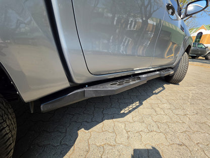 TSU GEAR - TOYOTA HILUX REVO 2015–2025 ROCK SLIDERS
