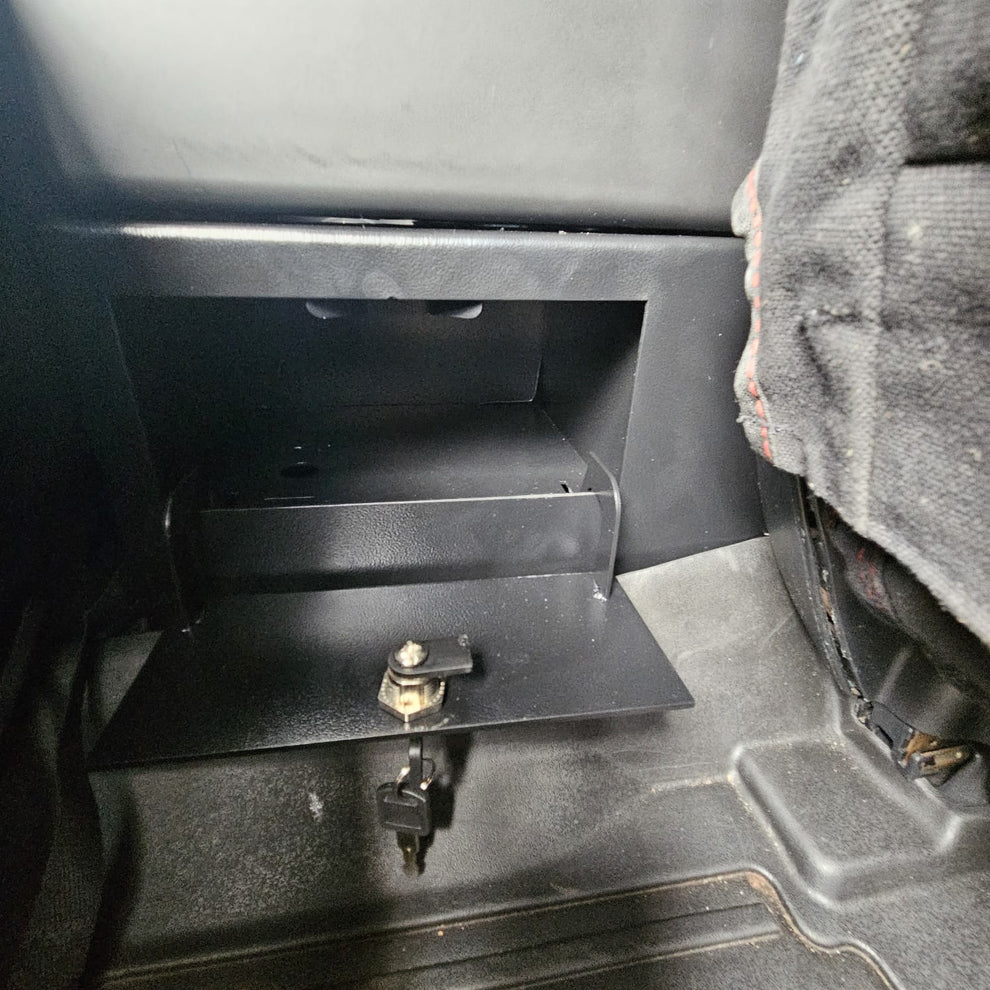 D.A.G | HILUX / FORTUNER GD6 - 10L Centre Console Fridge Bracket