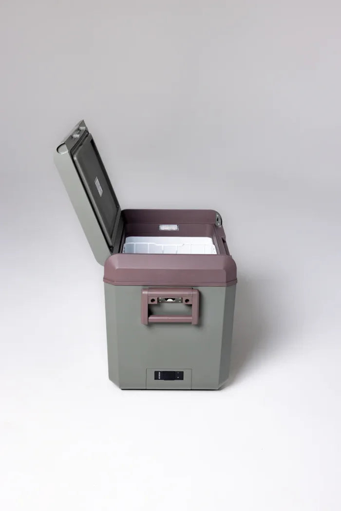 myCOOLMAN 43 Recreational Series