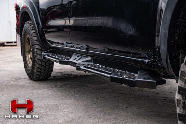 Hamer - Nissan Navara PRO4X 2020+ Shadow Series Side Steps