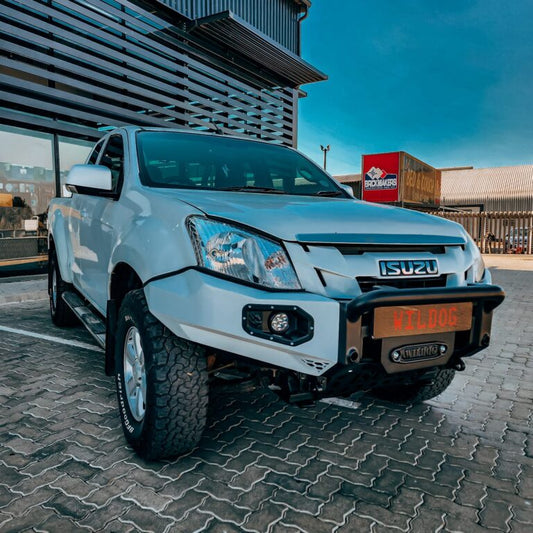 Isuzu DMAX KB6 Pre-Facelift - Front Replacement Bumper K9