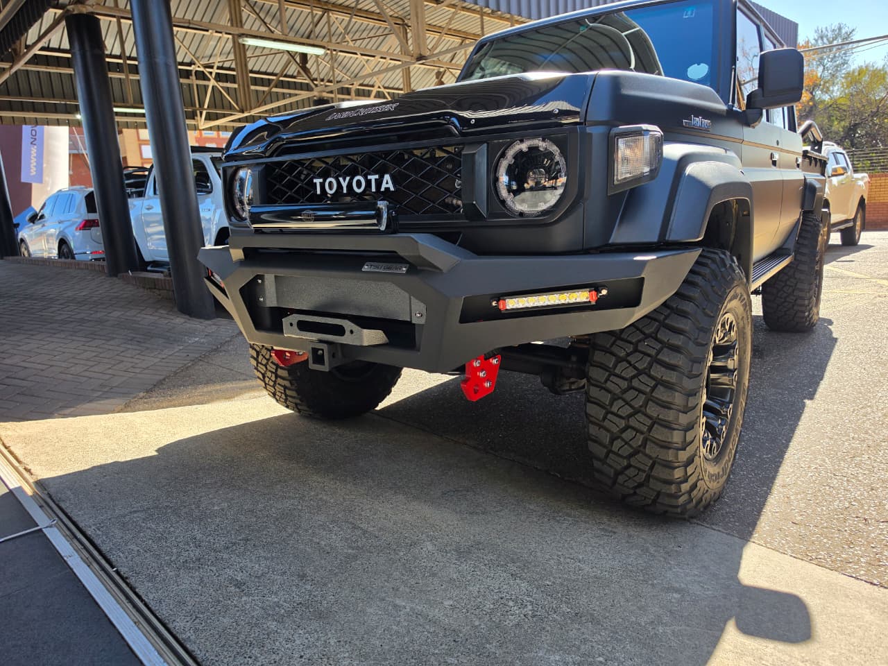 TSU GEAR - Land Cruiser 79 Front Replacement Bumper - Nudge bar