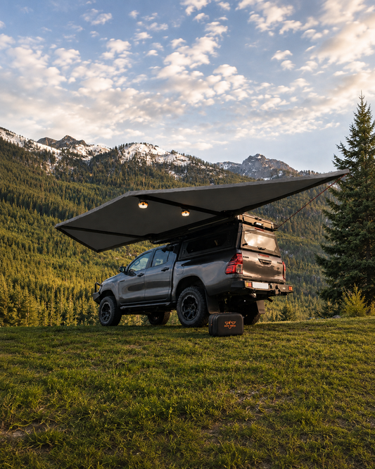 Awning Night-Ready Bundle with San Hima 180 degree awning and two camp lights
